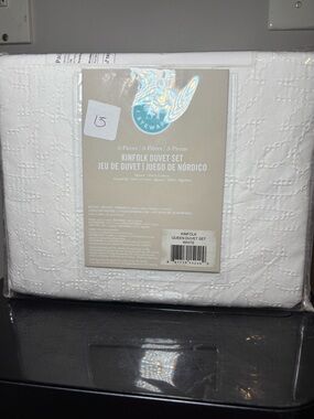 Folk White Kinfolk Quilted Duvet Cover Set